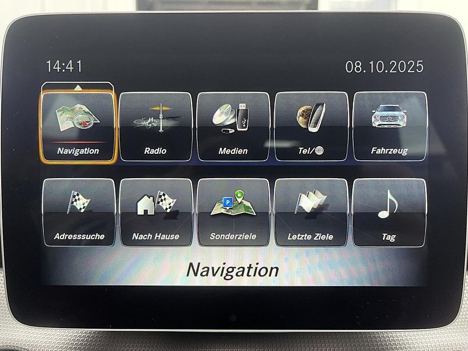 Mercedes-Benz GLA 7G-DCT Urban LED NAVI PANO SHZ PDC, миниатюра 25