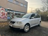 Volkswagen Touran Trendline / AUTOMATIK / 1TER HAND - gebrauchte VW Touran aus dem Jahr 2004