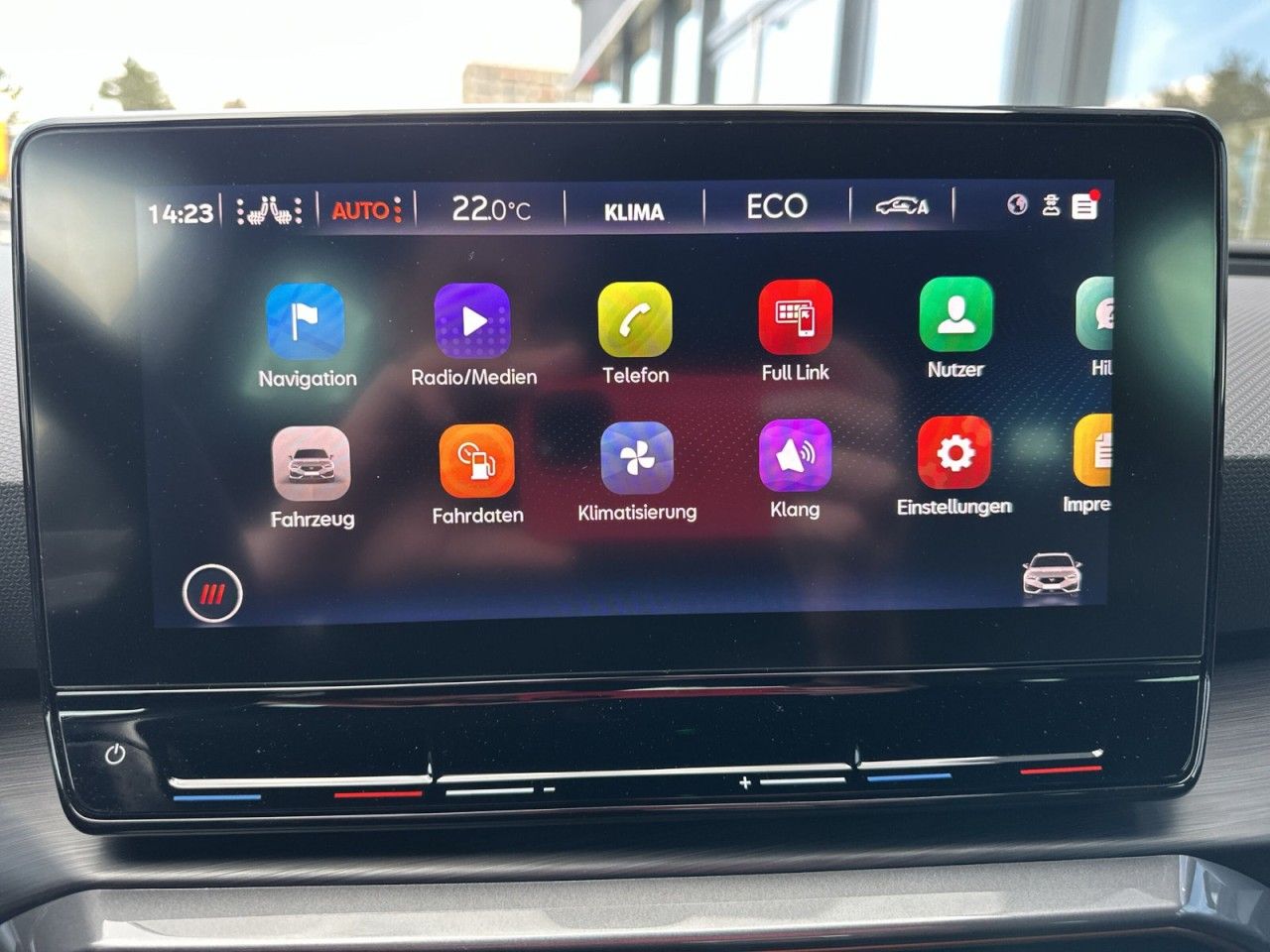 Fahrzeugabbildung CUPRA Leon Sportstourer 1.4 e-Hybrid DSG