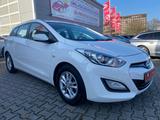 Hyundai i30 cw FIFA World Cup Edition PDC/Shz/Allwetter - gebrauchte Hyundai i30 aus dem Jahr 2014