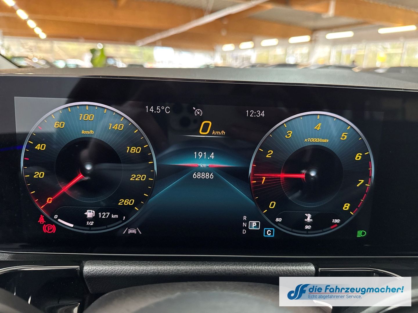 Fahrzeugabbildung Mercedes-Benz B 200 Sportpaket AHK-klappbar El. Panodach Navi