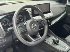 NISSAN Qashqai 1.3 Tekna+ DIG-T MHEV*HEAD UP*PANO*BOSE*
