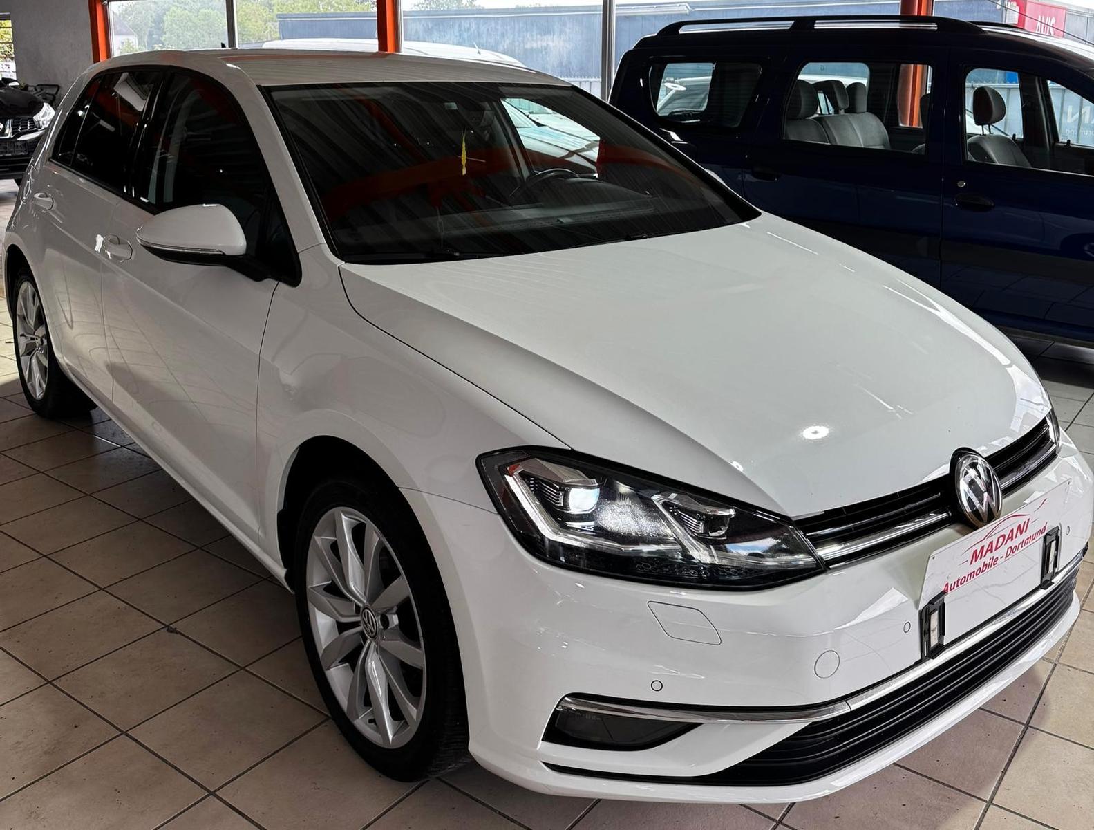 Volkswagen Golf VII Lim. Highline BMT/Start-Stopp/Automatik