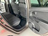 Kia Venga 1.6 CRDi TOPP Ausstattung (FIFA World Cup) - Kia Venga mit Diesel-Antrieb: 1.6