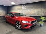 Volvo S60 Lim. T4 R Design LED Navi Vollleder Kamera - Volvo S60: 4t
