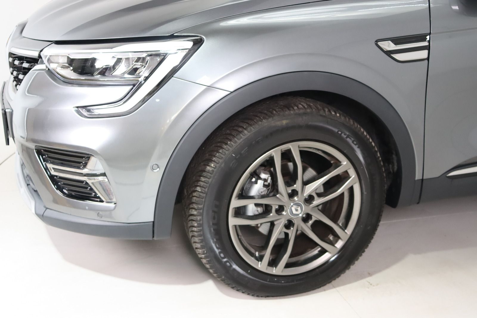 Fahrzeugabbildung Renault Arkana * LED * RFK * Lenkradhzg.