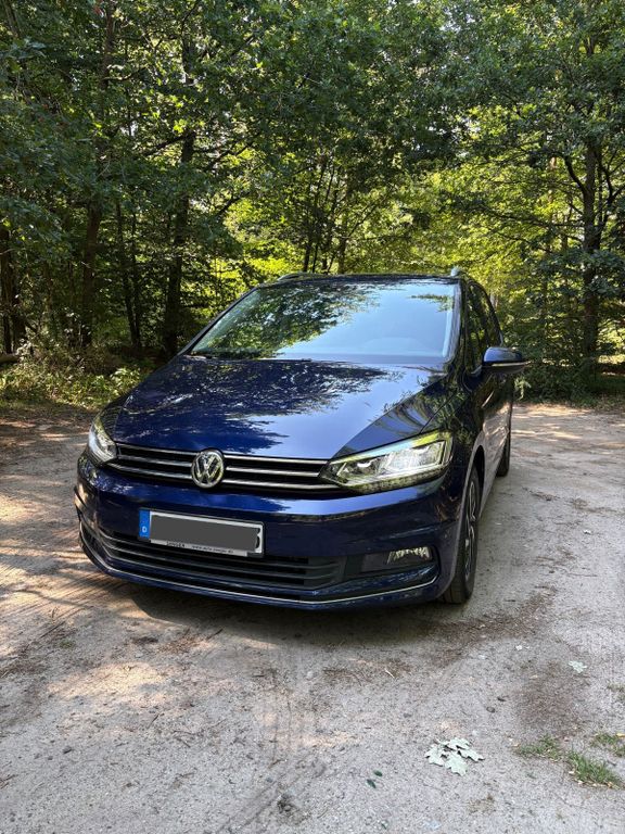 Image of Volkswagen Touran