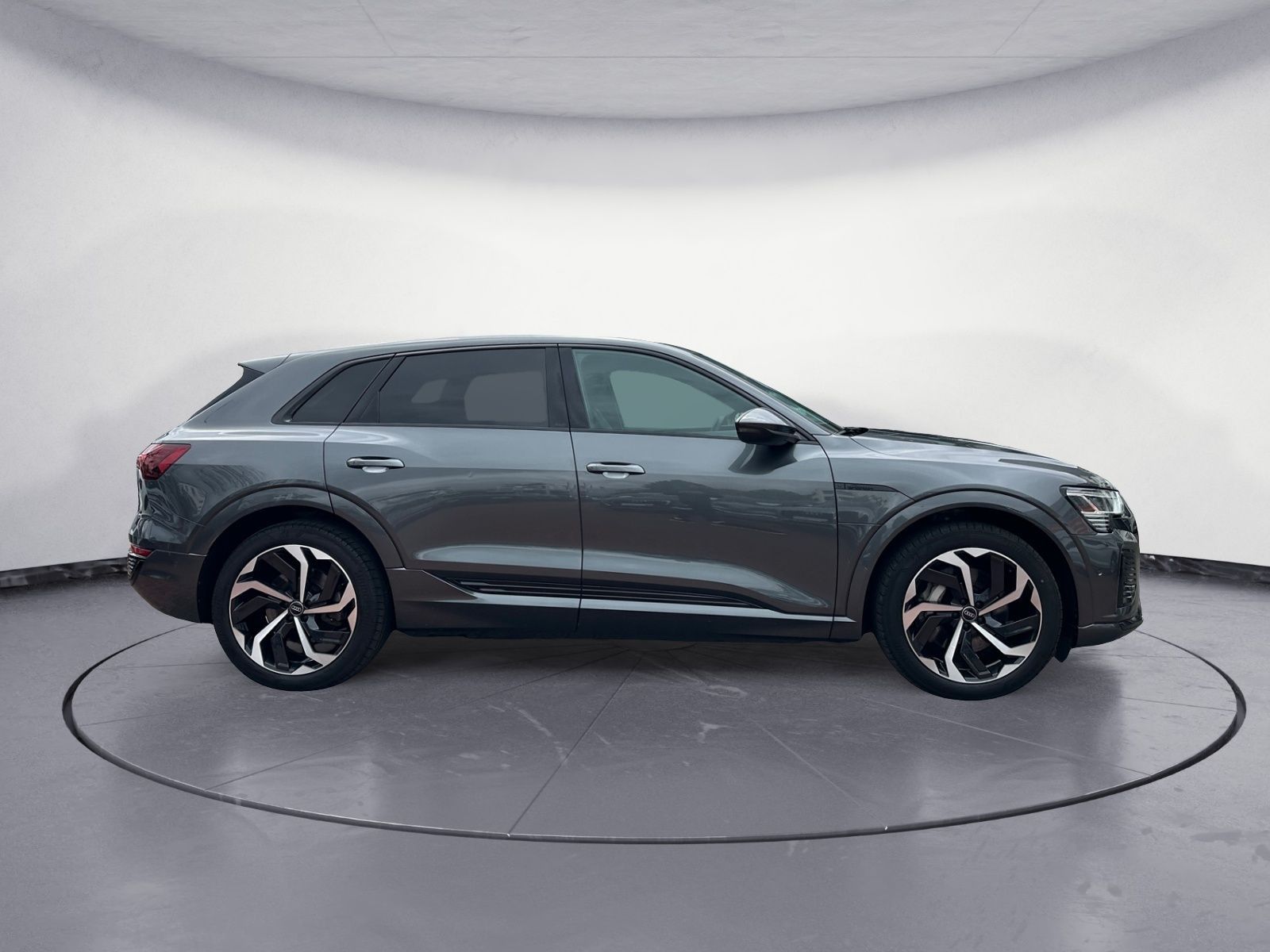 Audi Q8 e-tron - Bild 9