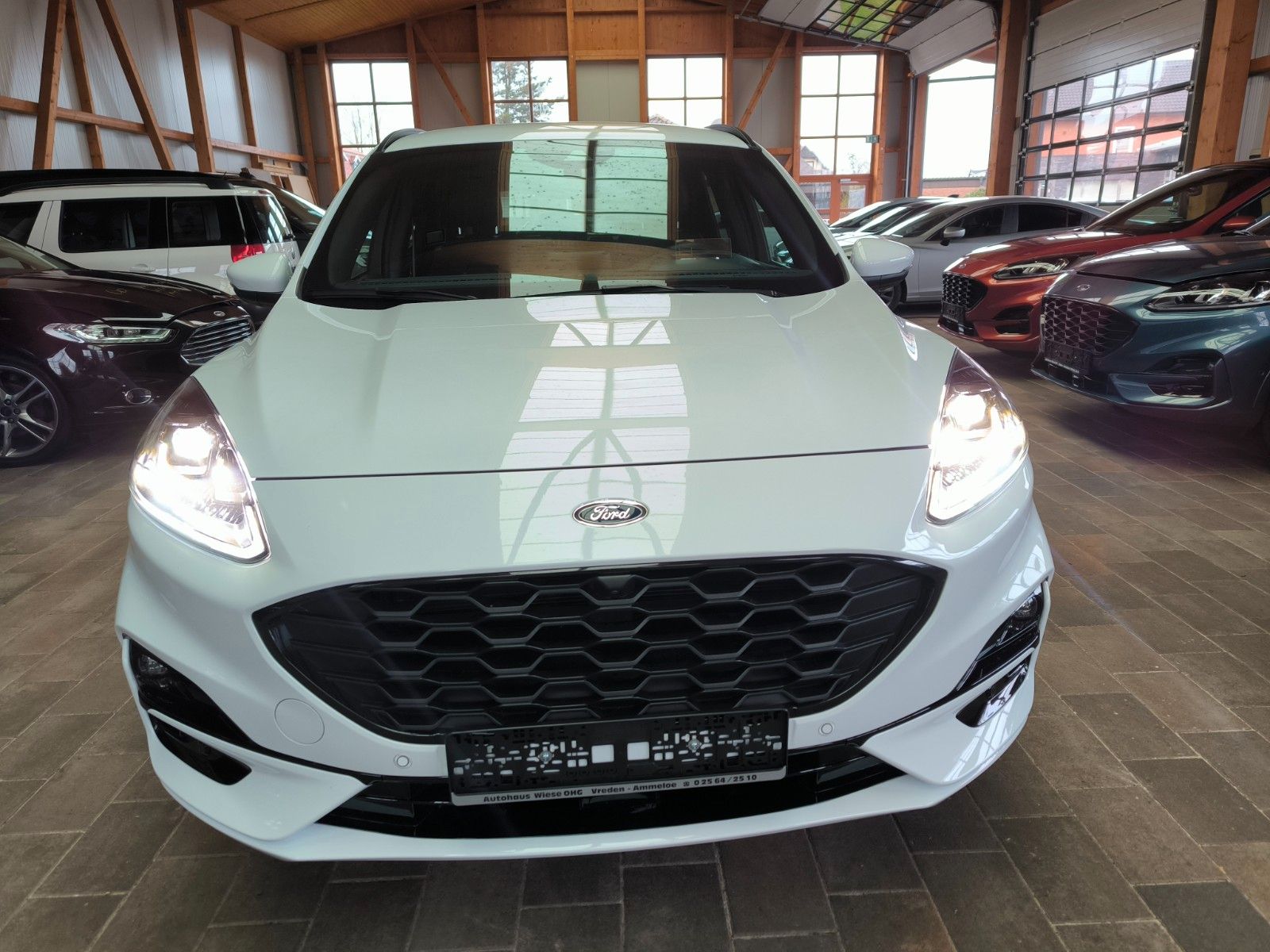 Ford Kuga 2,5 PHEV Hybrid ST-Line X,IACC,HUD,GJR imagem 3