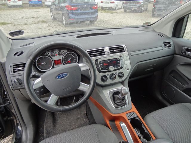 Fahrzeugabbildung Ford Kuga Trend/4x4/Klima/SitzH/AHK/Pano/