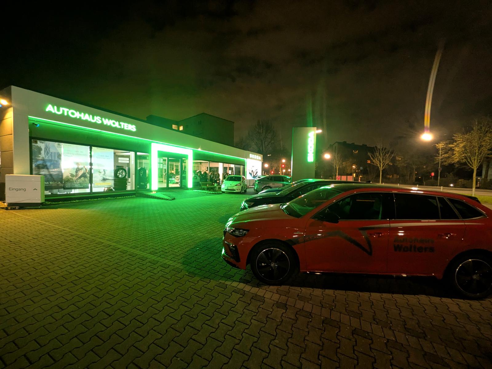 showroom-image-main
