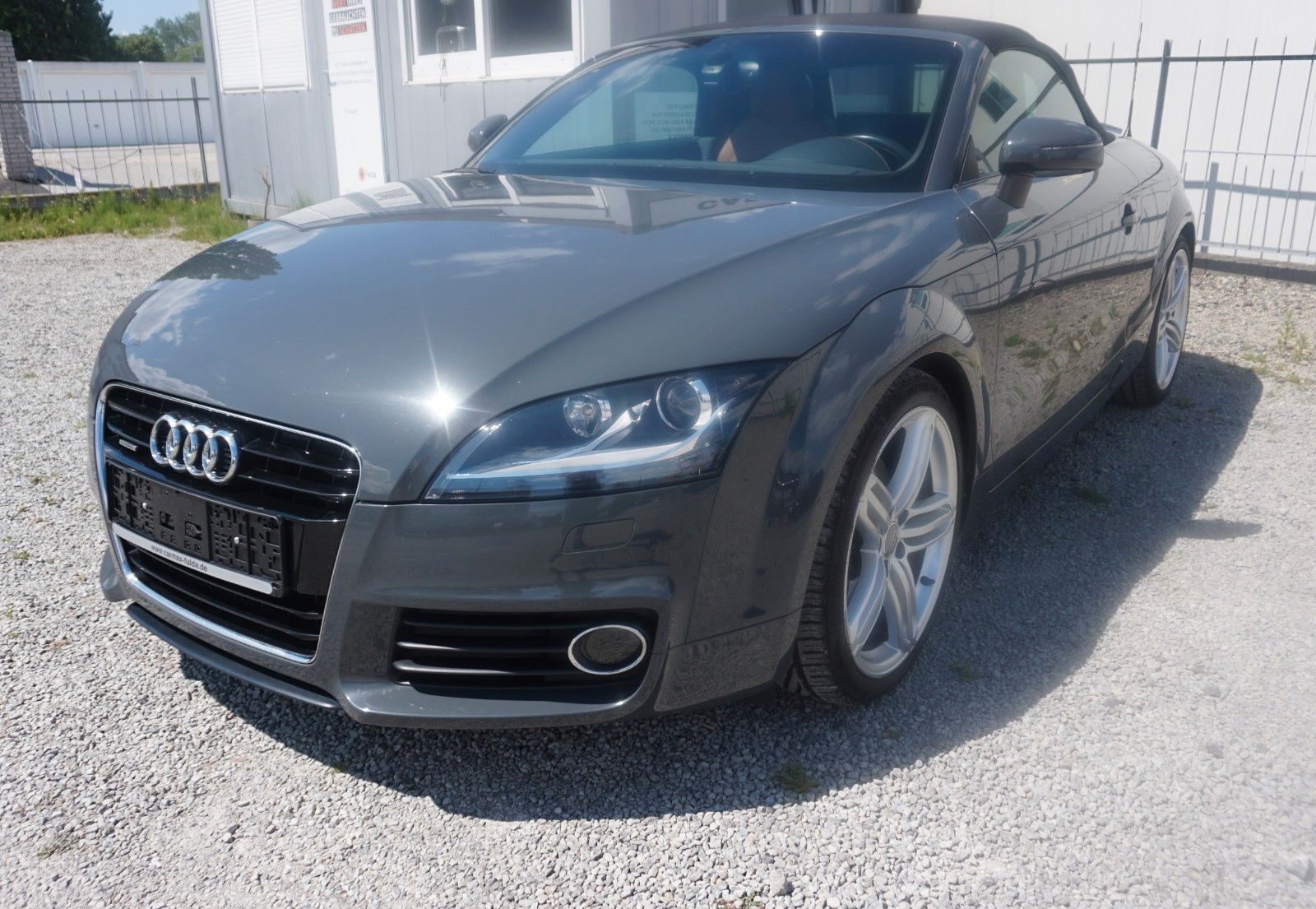 Fahrzeugabbildung Audi TT Roadster 2.0 TFSI quattro,Leder,Navi,Xenon,SH