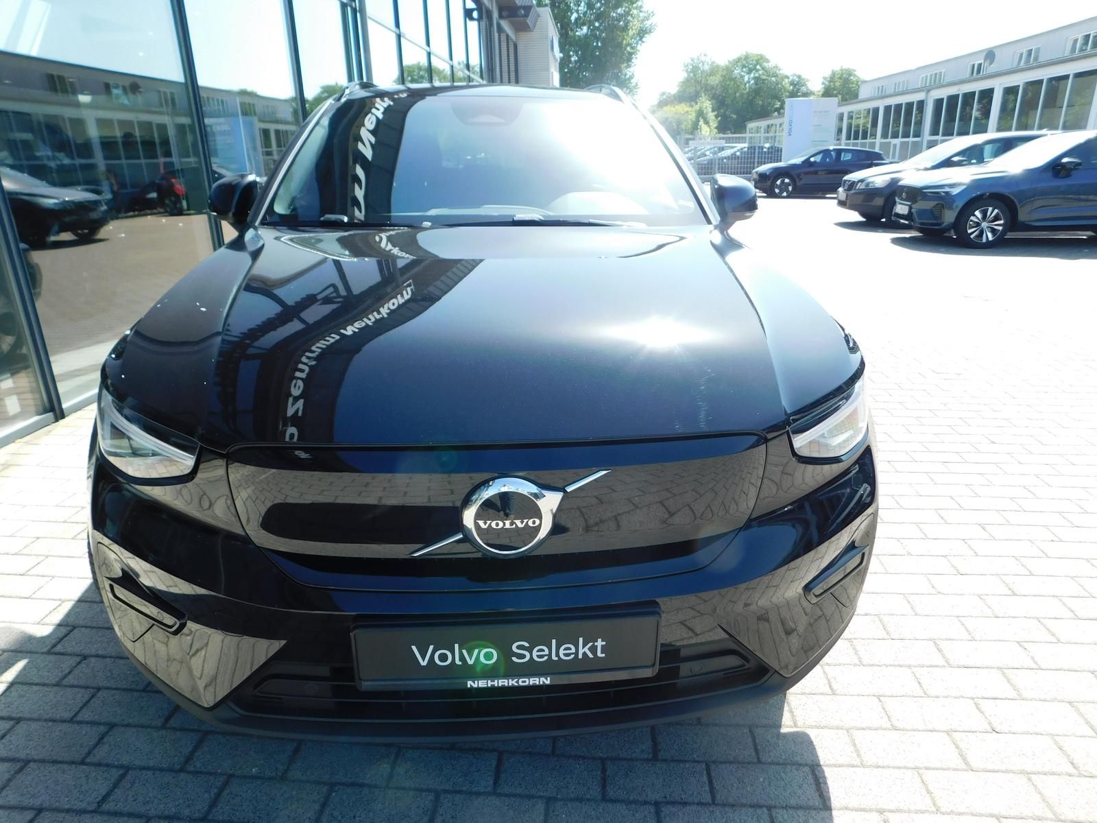 Fahrzeugabbildung Volvo XC40 Recharge single Motor Plus