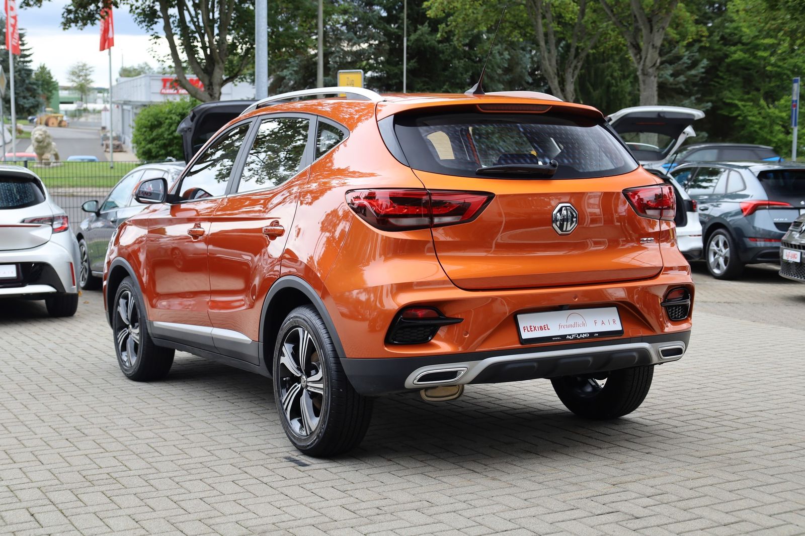 MG ZS