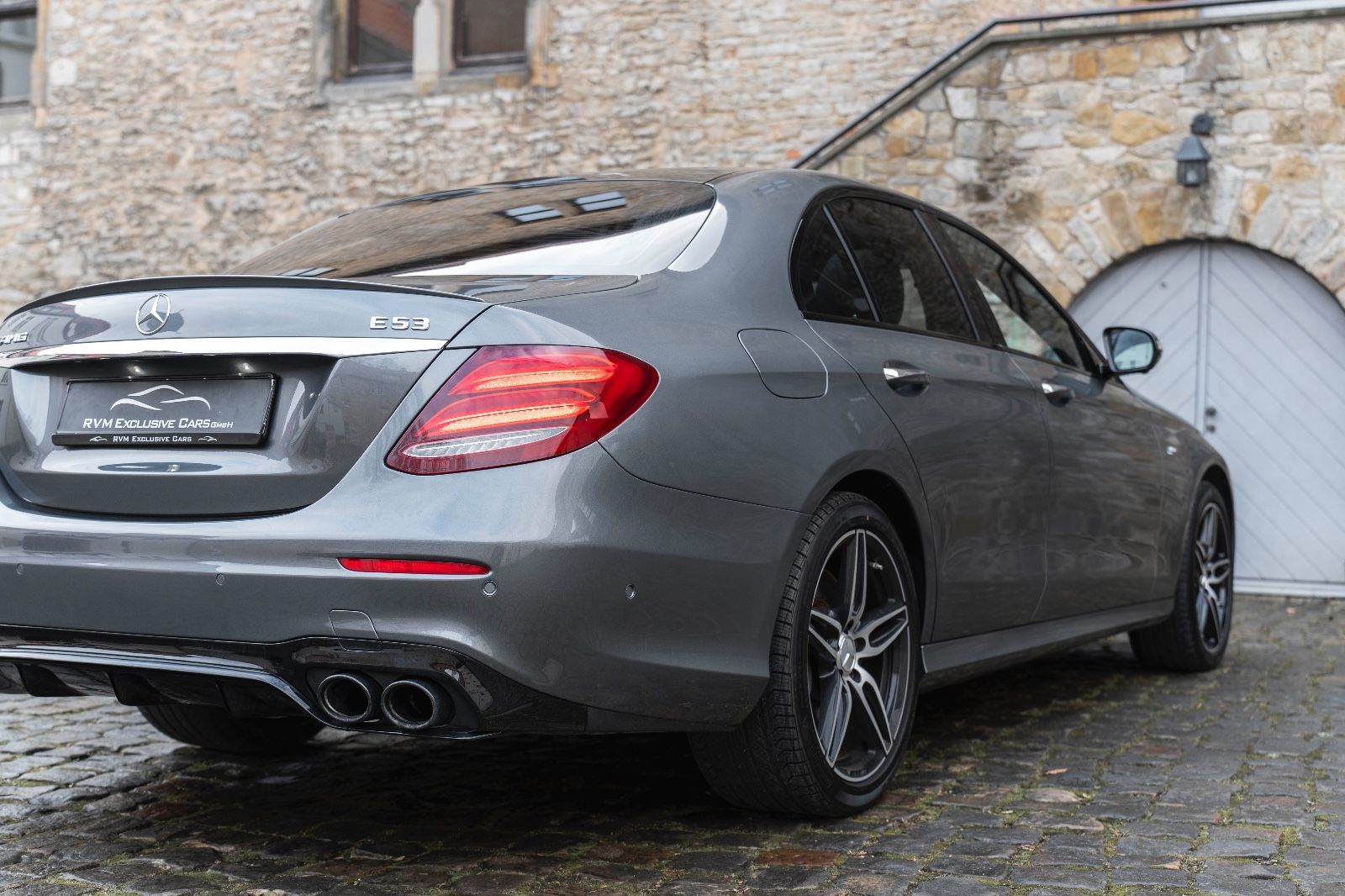 Fahrzeugabbildung Mercedes-Benz E 53 AMG 4Matic+ 360° BURMESTER MBEAM LED TOTW