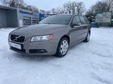Volvo V70 D5 AWD Momentum - Volvo V70: V70d5