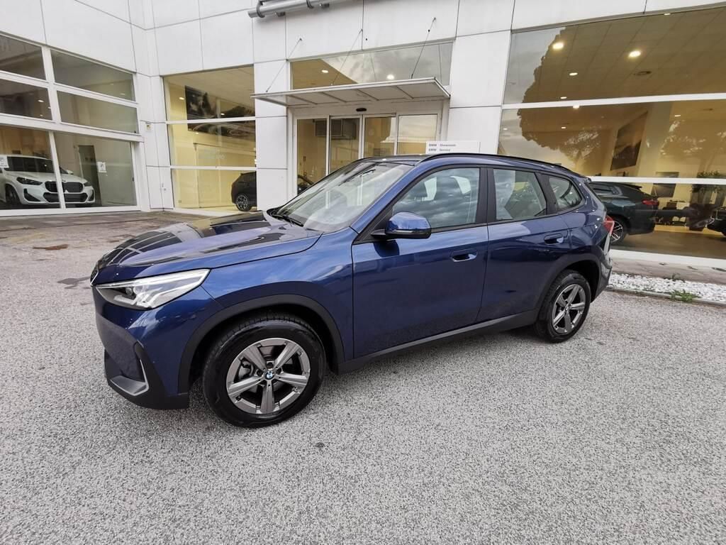 BMW X1 18 d sDrive DCT imagem 2