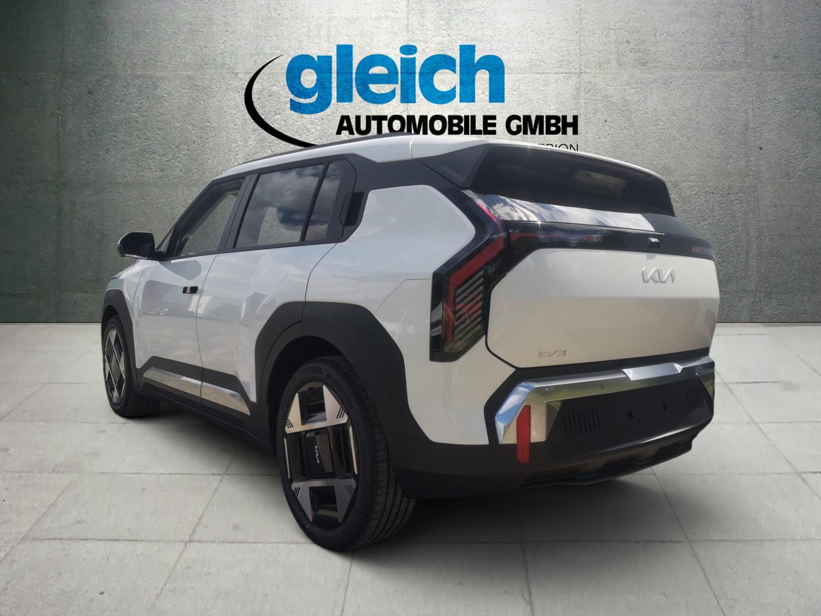 Kia EV3 81 kW/h Earth ACC KeyLess LED Navi PDC LM