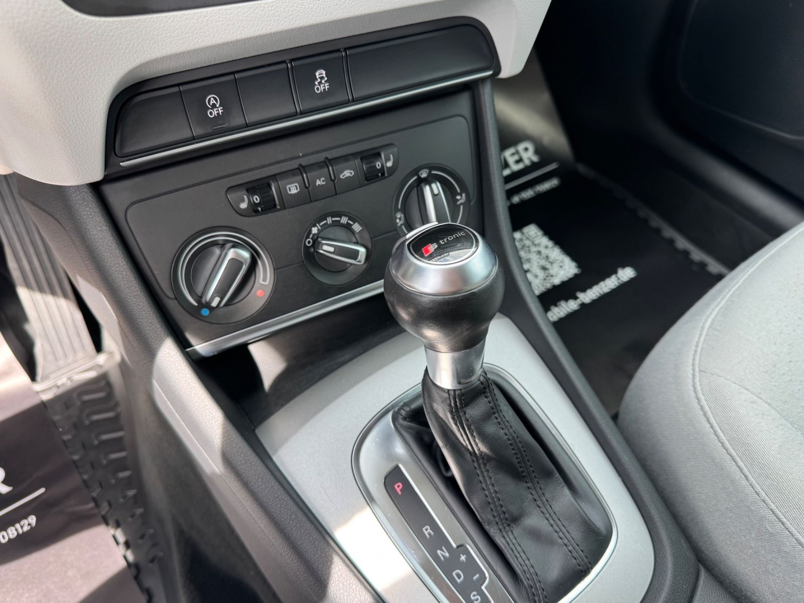 Fahrzeugabbildung Audi Q3 2.0 TDI quattro S-Tronic/SHZ/ALU/TÜV-NEU/