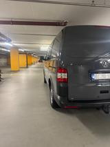 Volkswagen T5 Transporter Kombi  - Volkswagen T5: Firmenfahrzeug