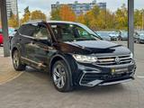 Volkswagen Tiguan Allspace 2.0 TSI DSG 4M R-Line 7S/RFK/ACC - Volkswagen Tiguan Allspace in Nürnberg