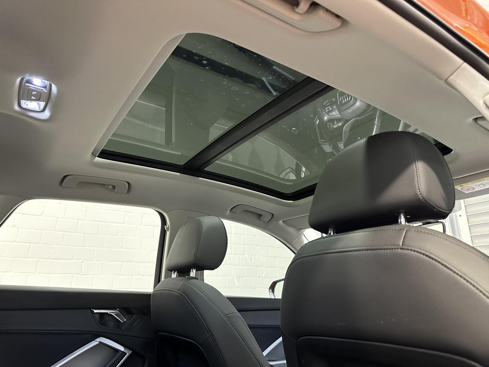 Audi Q3 40 TDI / S TRONIC / QUATTRO / PANO / LED /