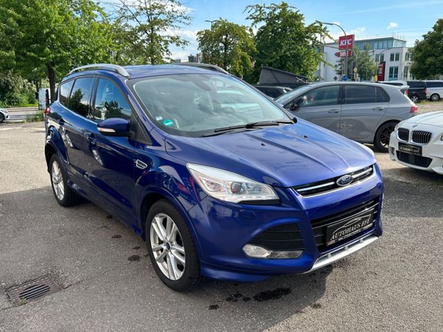 Ford Kuga Individual/Panorama/Xenon/T,Leder/AHK/NAVI