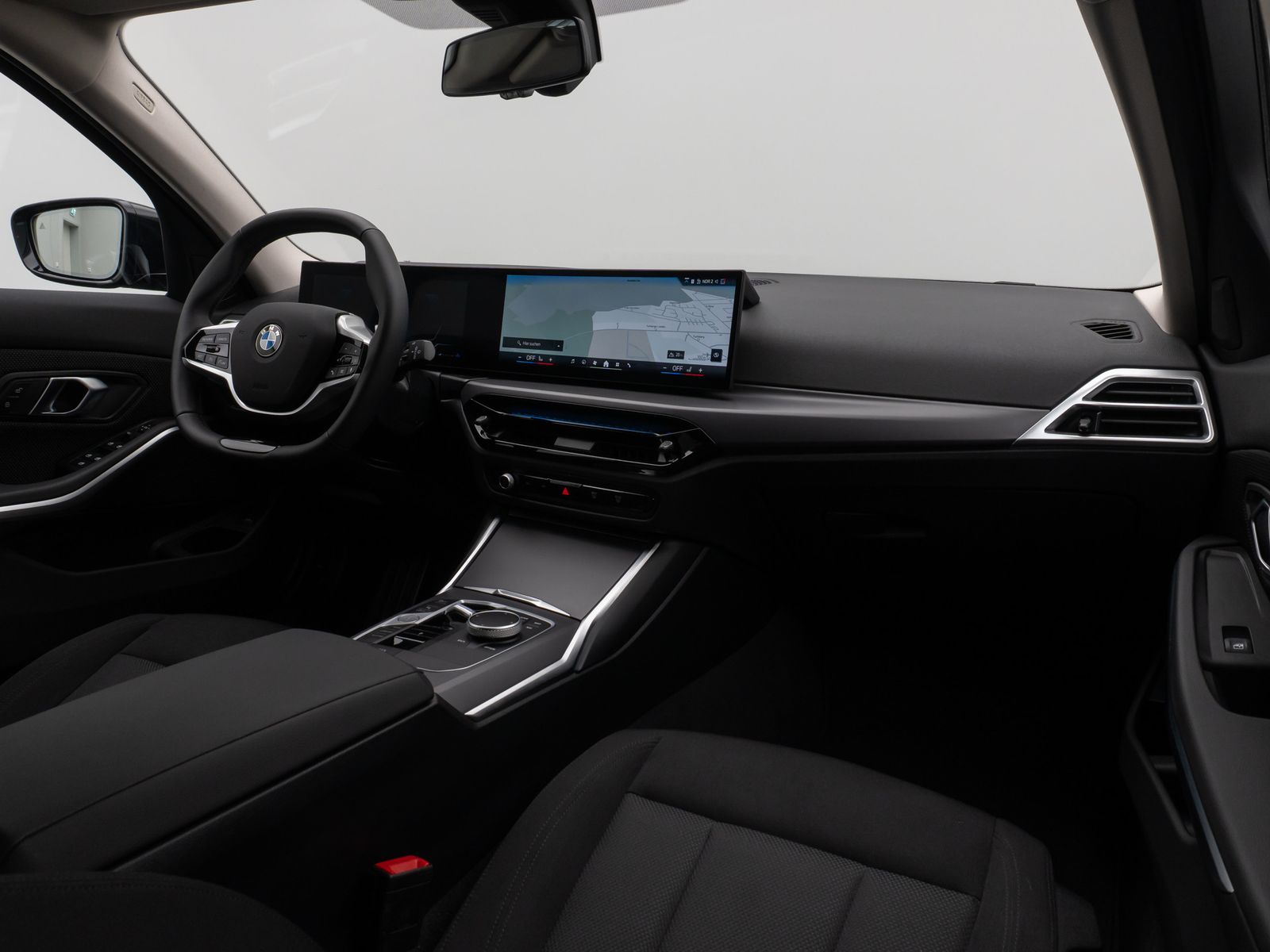 Fahrzeugabbildung BMW 318i Kamera DAB Sportlenkrad CockPit+ Alarm LED