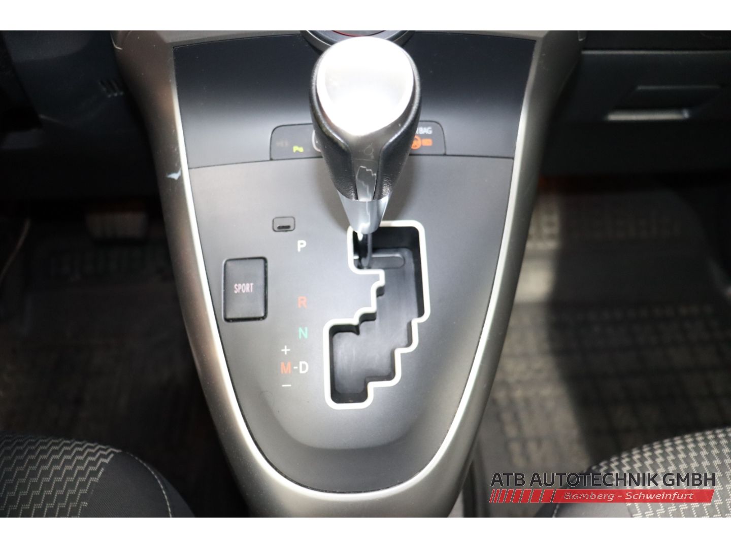 Fahrzeugabbildung Toyota Verso 1.8l Multidrive S Skyview Edition 5-Sitzer