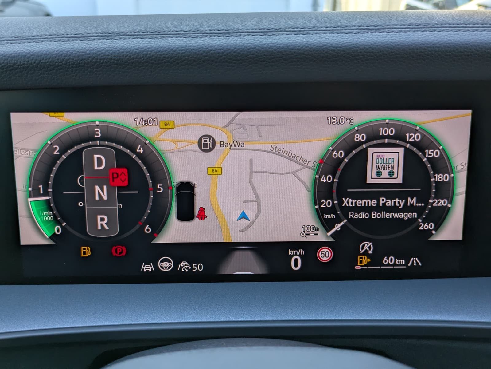 Fahrzeugabbildung Volkswagen Tayron 2.0 TDI 4M R-Line BLACK*7Si*MATRIX*PANO