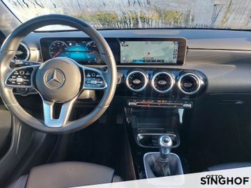 Mercedes A 180 - 12