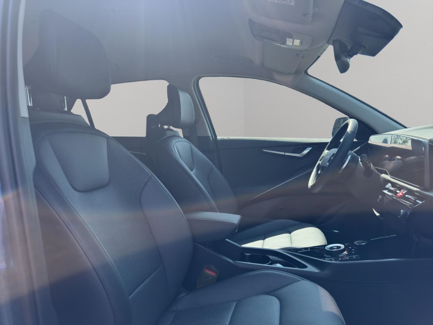Fahrzeugabbildung Kia Niro Hybrid Spirit Memory Sitzkühlung Kamera LED