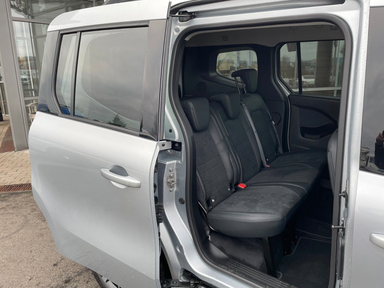 Fahrzeugabbildung Mercedes-Benz T 180 d Progressive Edition Kamera LED MBUX SHZ