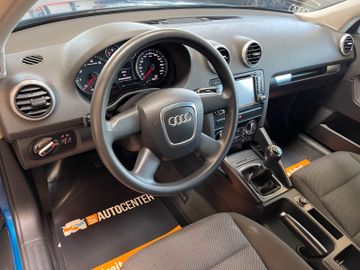 Audi A3 Sportback 1.8 TFSI Attraction *NAVI*PDC*TÜV*