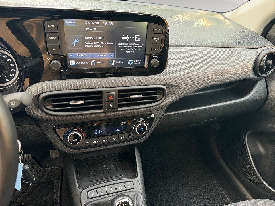 Fahrzeugabbildung Hyundai i10 1.2i M/T Trend  Komfortpaket