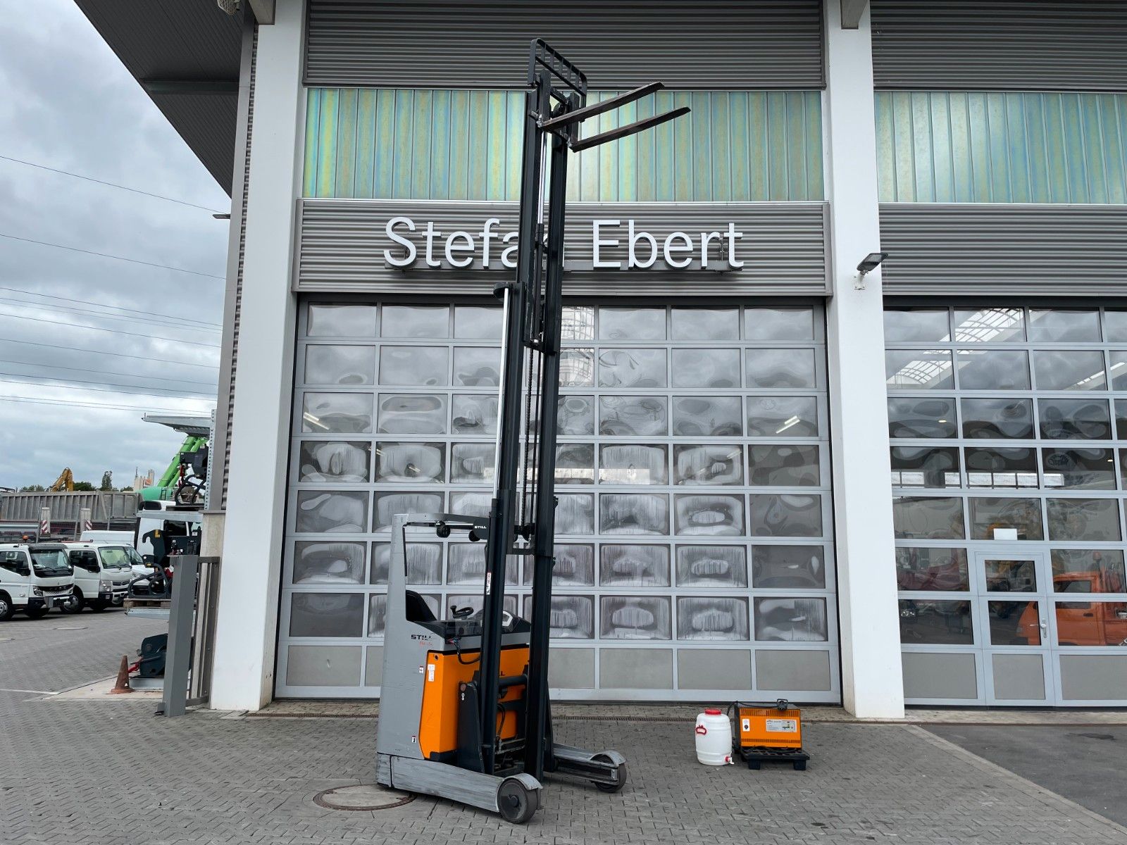 Fahrzeugabbildung Still FM-X 14 / Schubmaststapler / 451h / HH: 5.65m
