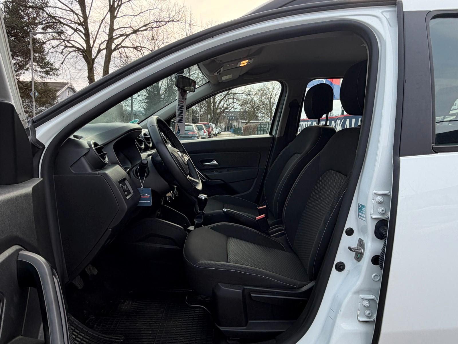 Dacia Duster II 1.6 Comfort*Nav*Carplay*Klima*Temp*PDC