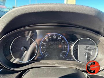 Opel Insignia - 11