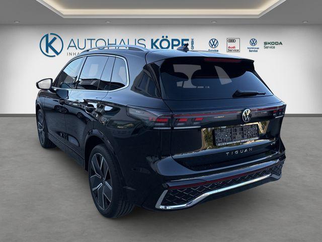 Volkswagen Tiguan 1.5 eTSI 110 kW R-Line AHK Pano RFK 11...