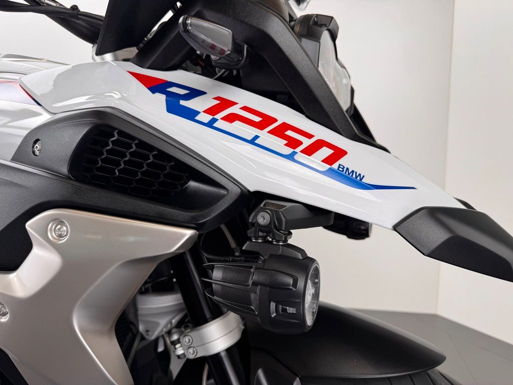 Fahrzeugabbildung BMW R1250 GS RALLYE *4 PAKETE *VARIOKOFFER