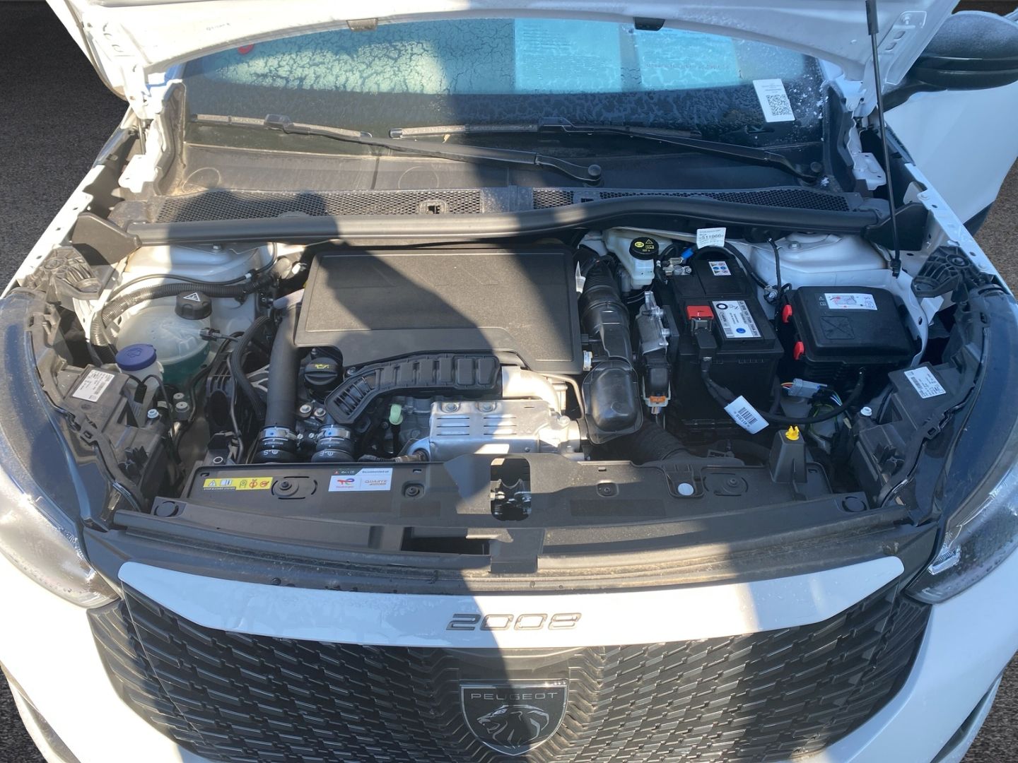 Fahrzeugabbildung Peugeot 2008 Active 1.2 PureTech 100 EU6e