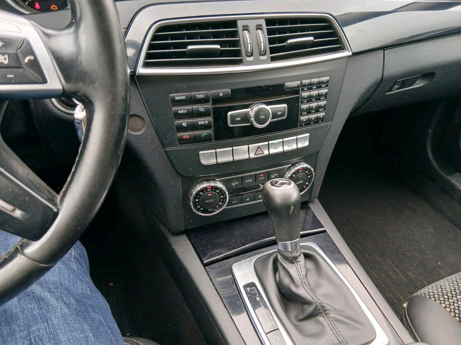 Mercedes-Benz C200, 2013