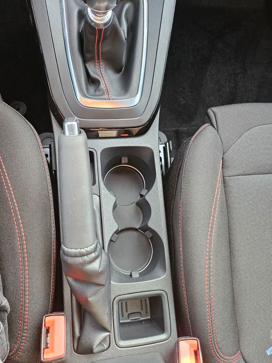 Fahrzeugabbildung Ford Puma ST-Line