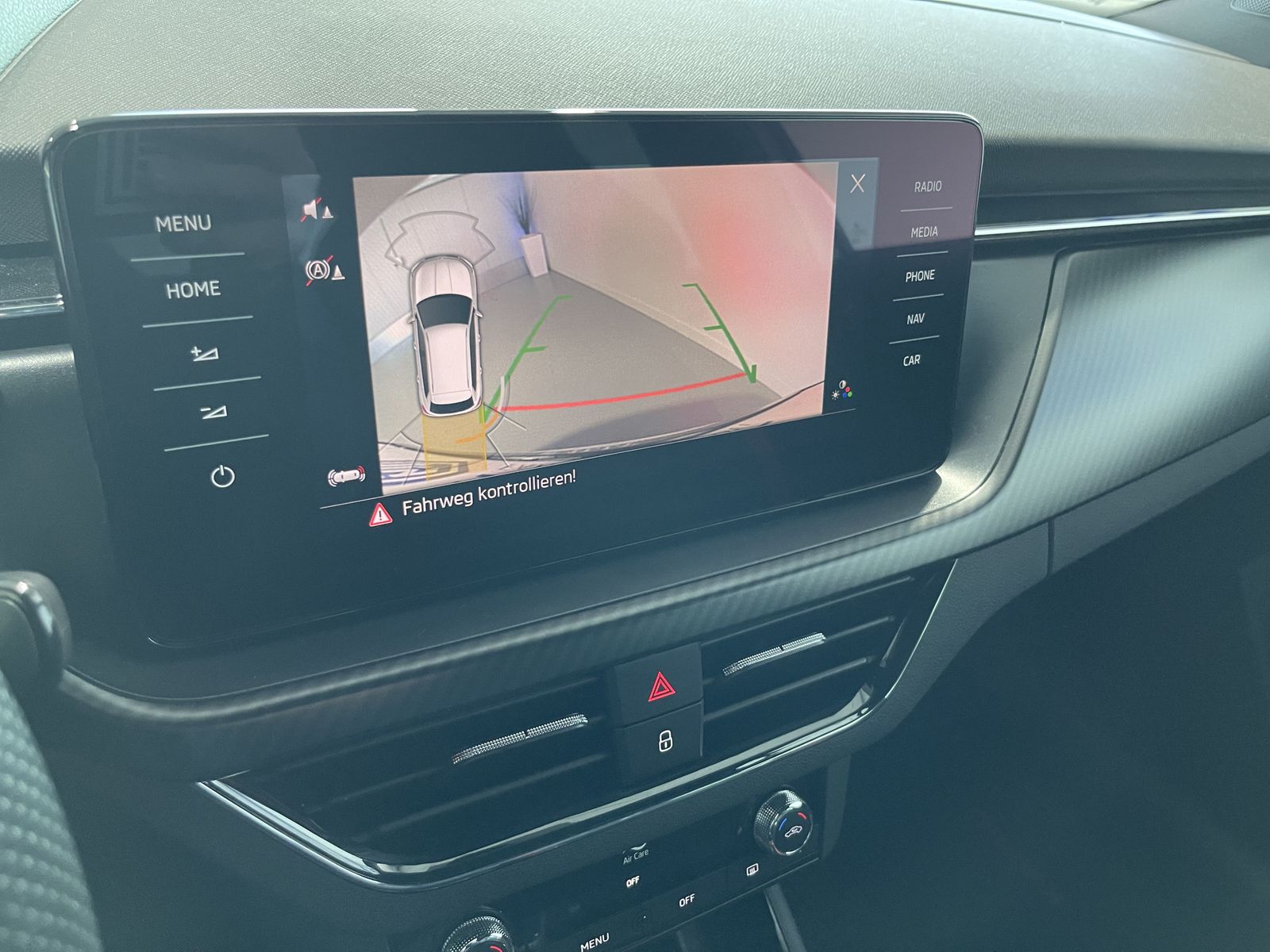 Fahrzeugabbildung SKODA Kamiq Monte Carlo 1.5 TSI*Pano*Cam*ACC*Virtual*