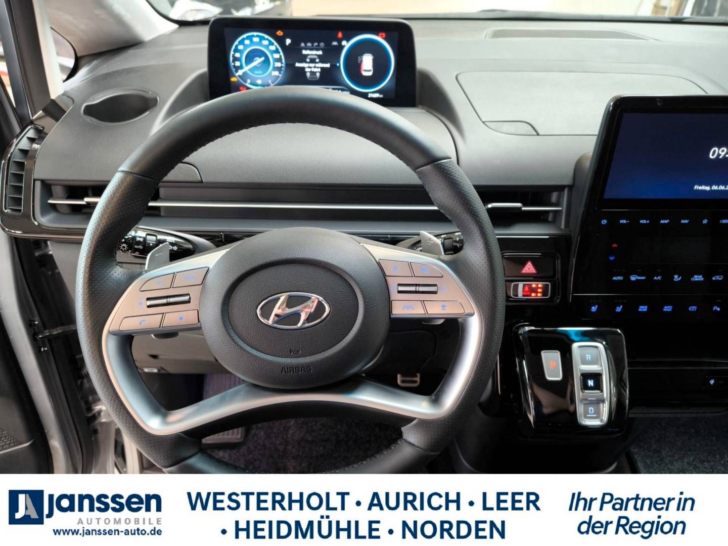 Fahrzeugabbildung Hyundai STARIA 7-Sitzer  SIGNATURE