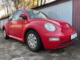 Volkswagen New Beetle Lim. 2.0,Klima,Tüv 09.2027,El.Fenster - rote Volkswagen New Beetle
