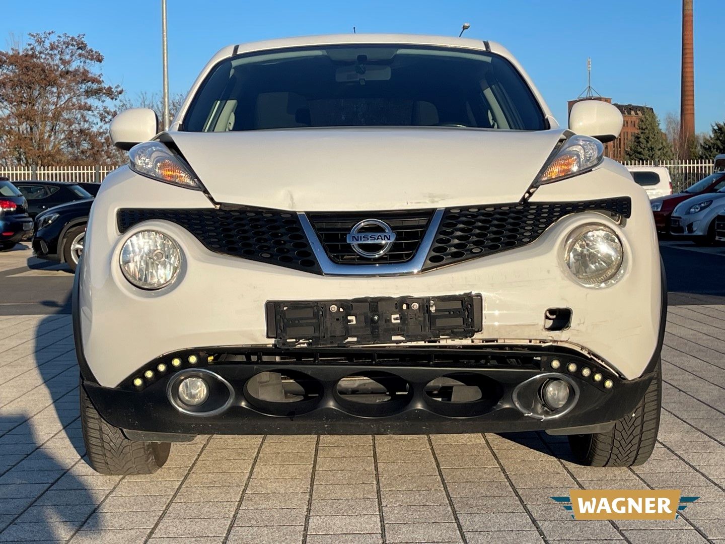 Fahrzeugabbildung Nissan Juke Acenta Rückfahrkamera leichter Frontschaden