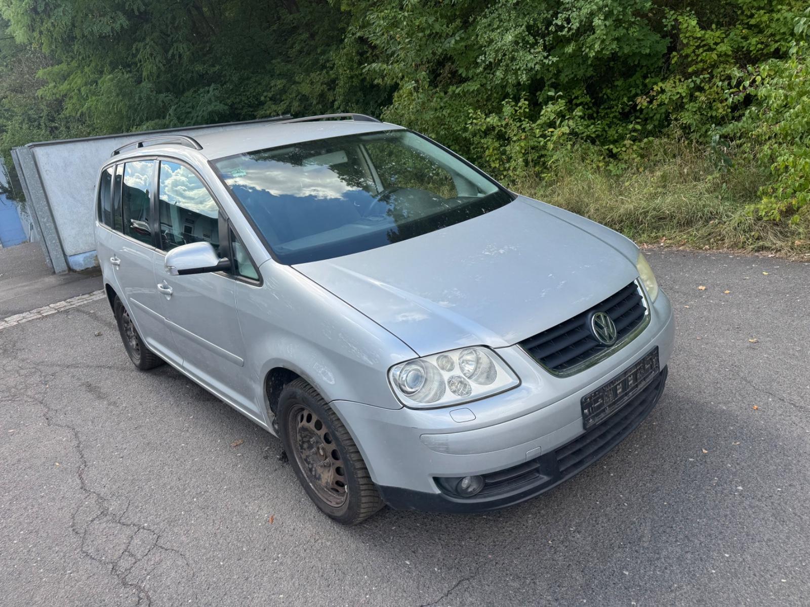 Volkswagen Touran 2.0 TDI Trendline*7 Sitzer*TÜV NEU*