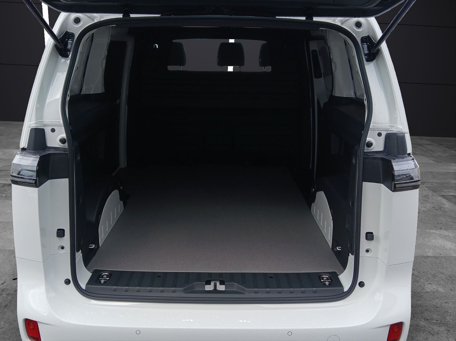 Fahrzeugabbildung Volkswagen ID.Buzz Cargo 210 kW AHK IQ.LIGHT KLIMA RFK SITZ