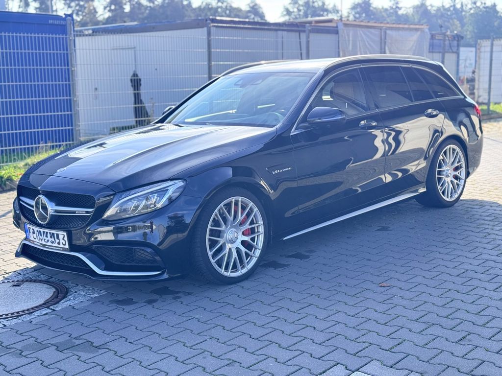 Image of Mercedes-Benz C 63 AMG